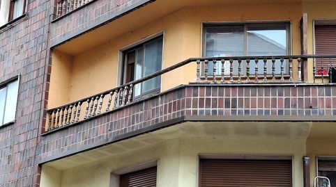 Foto 3 de Piso en venta en Calle Calle Celleruelo, 34, La Pola Siero, Siero