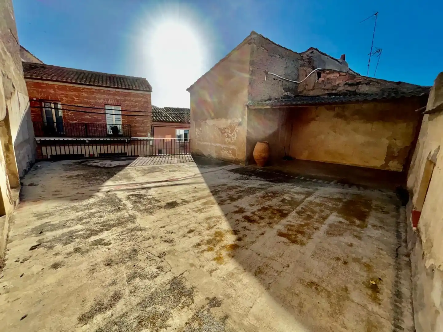 Terrassa de Casa o xalet en venda en Agón amb Terrassa i Traster