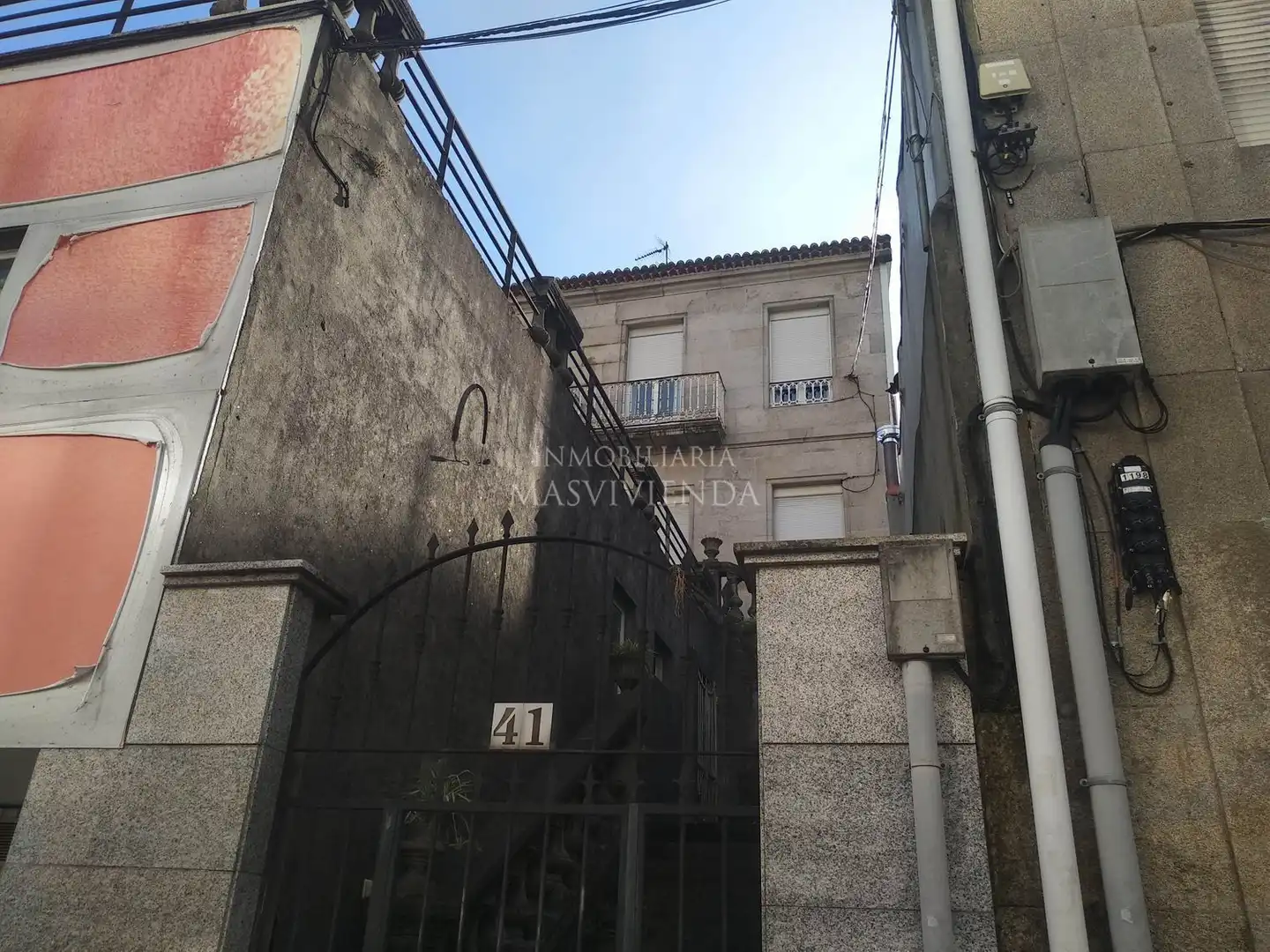Exterior view of Houses for sale in Vigo   with Storage room