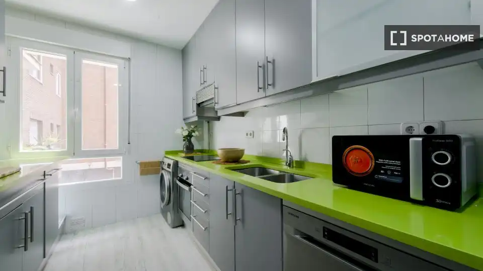 Habitación en Ríos Rosas - Nuevos Ministerios