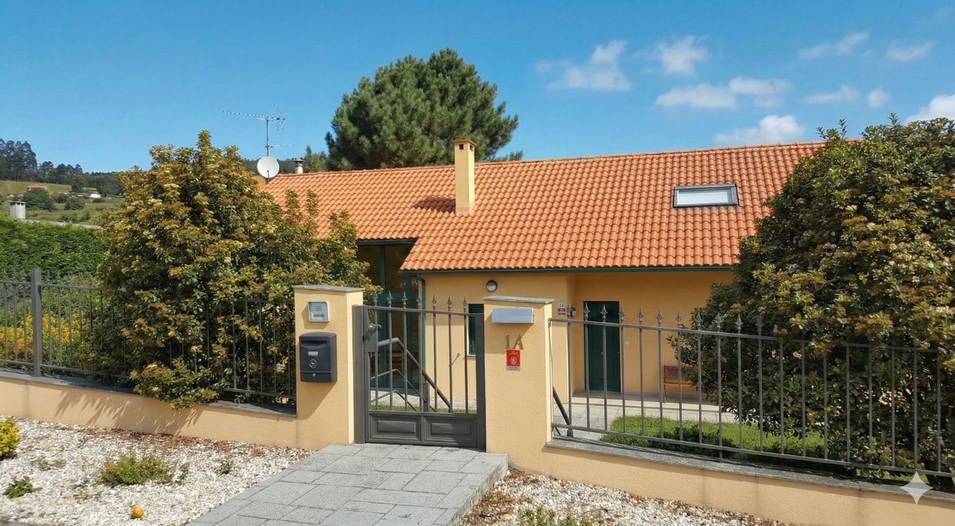 Exterior view of House or chalet for sale in Abegondo  with Heating, Private garden and Parquet flooring