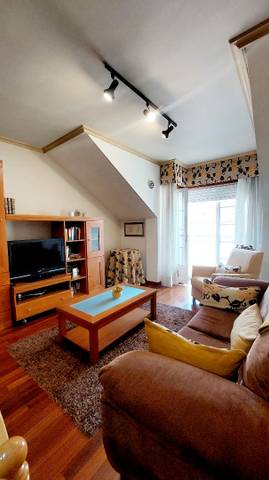Apartamento en Alquiler en O Burgo - Campus Universitario