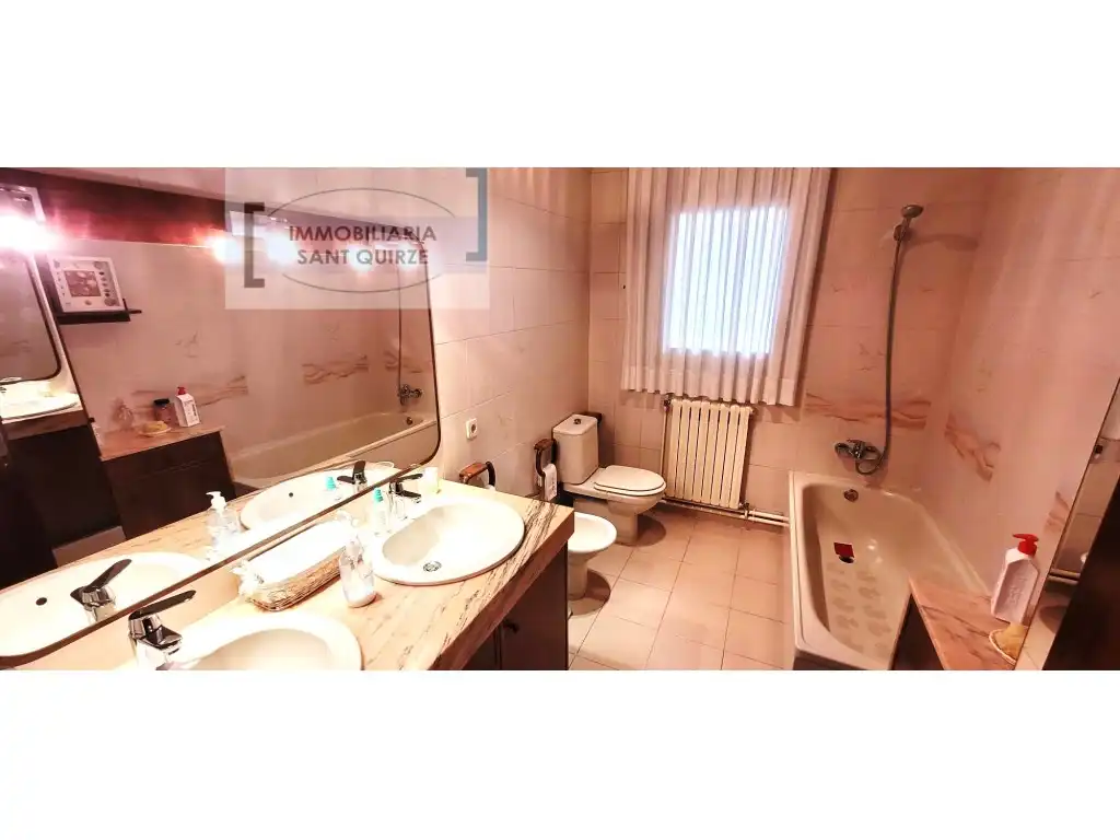 Baño de Casa o chalet en venta en Sant Quirze del Vallès