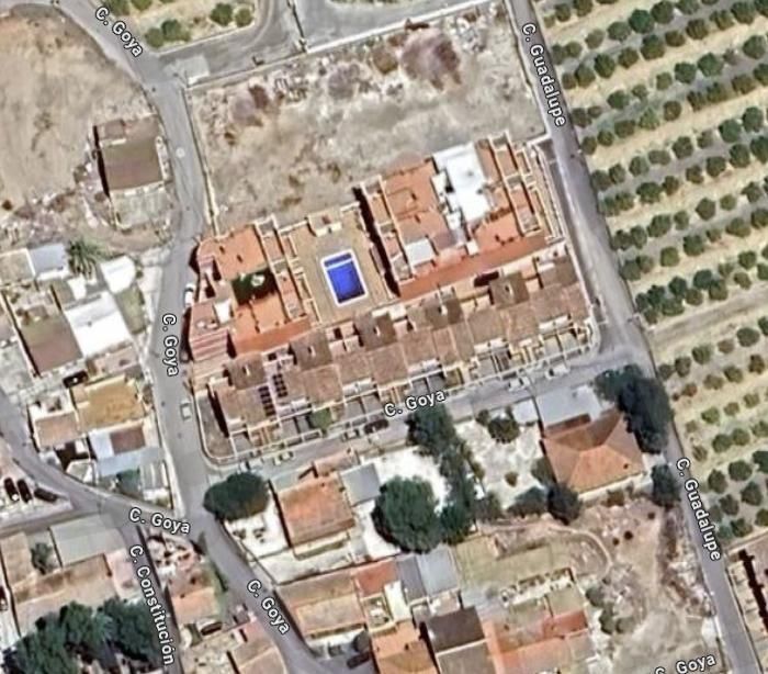 Vista exterior de Casa o xalet en venda en Orihuela amb Traster i Piscina comunitària