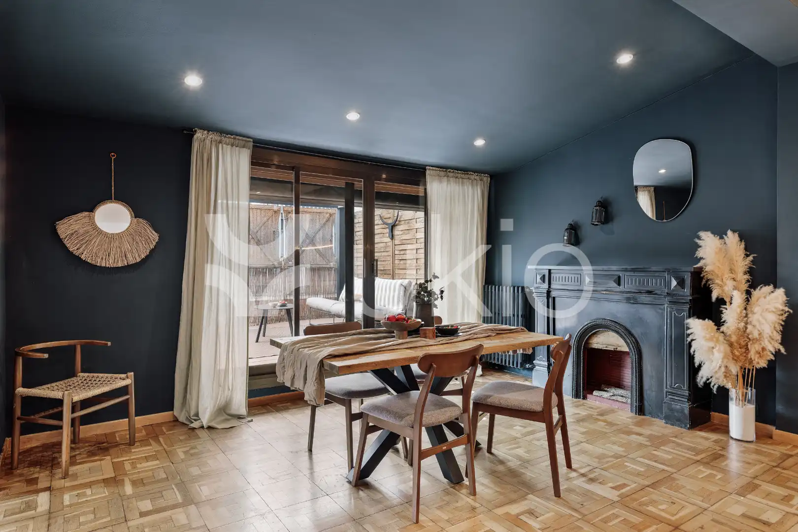 Comedor de Apartamento de alquiler en Barcelona con Aire acondicionado, Calefacción y Terraza