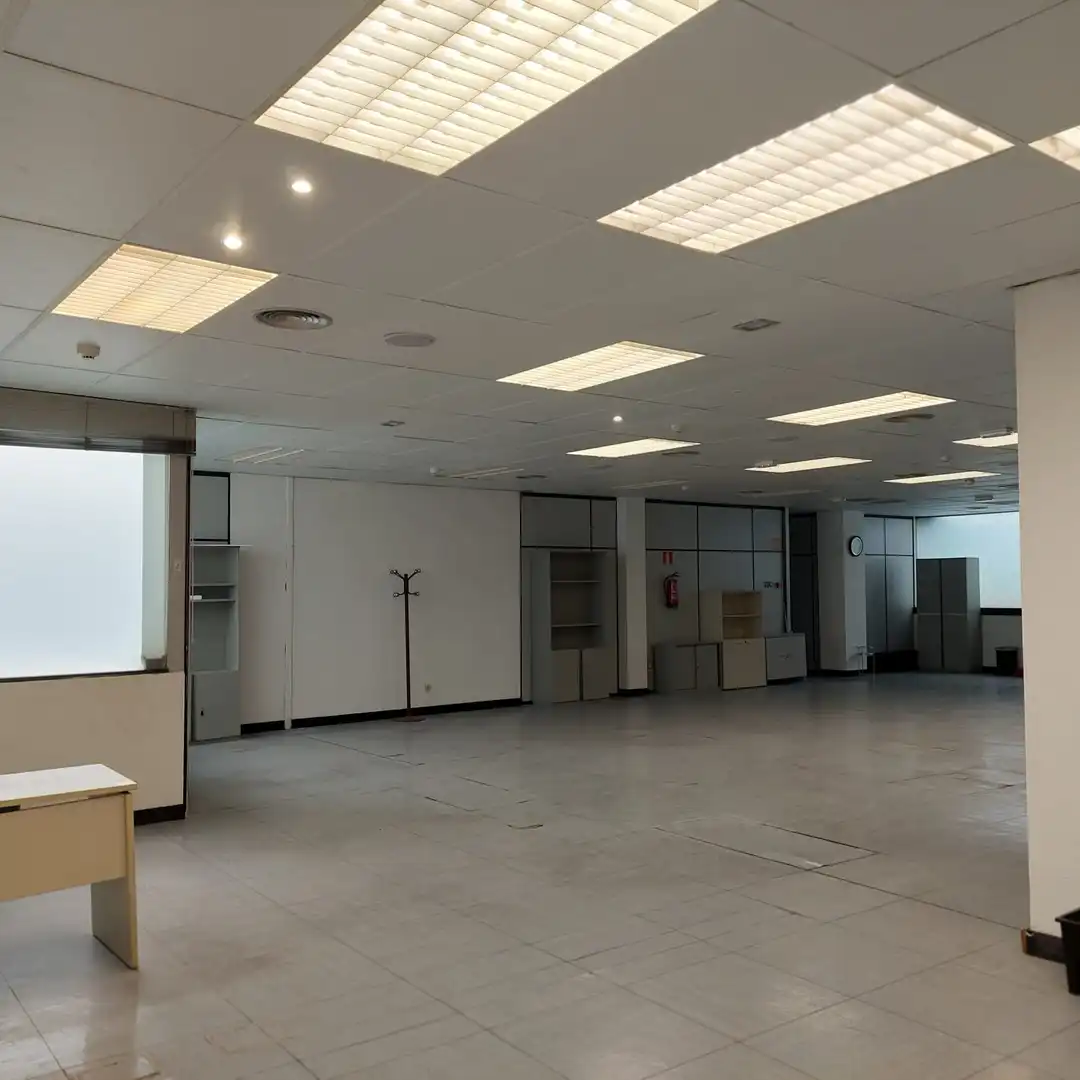 Oficina en venda en Madrid amb Aire condicionat, Calefacció i Moblat