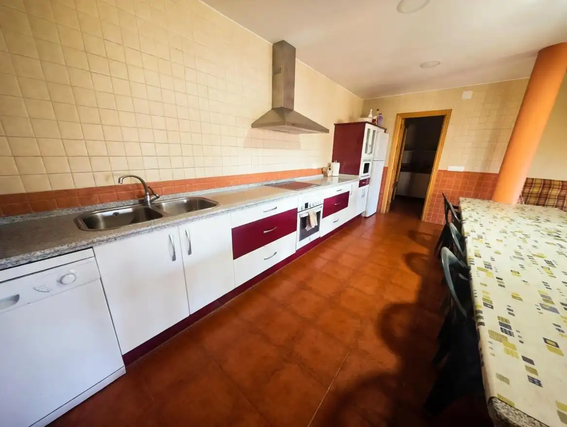 Kitchen of Houses for sale in Plasencia  with Air Conditioner and Terrace