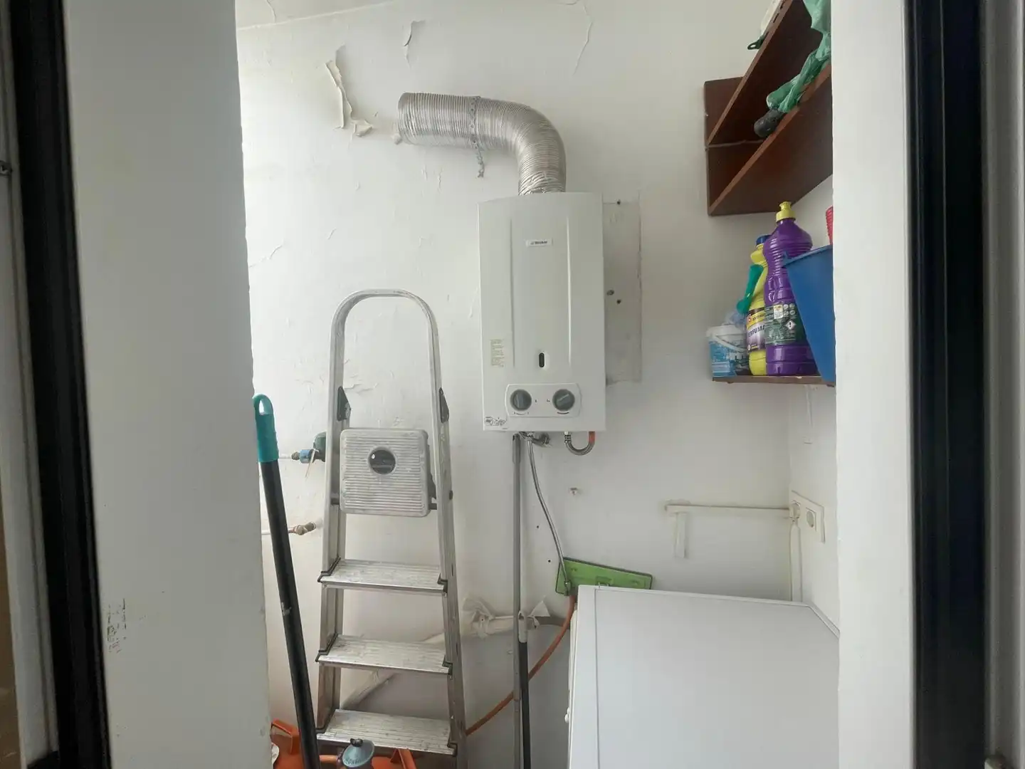 Flat for sale in Granada  with Air Conditioner, Heating and Balcony