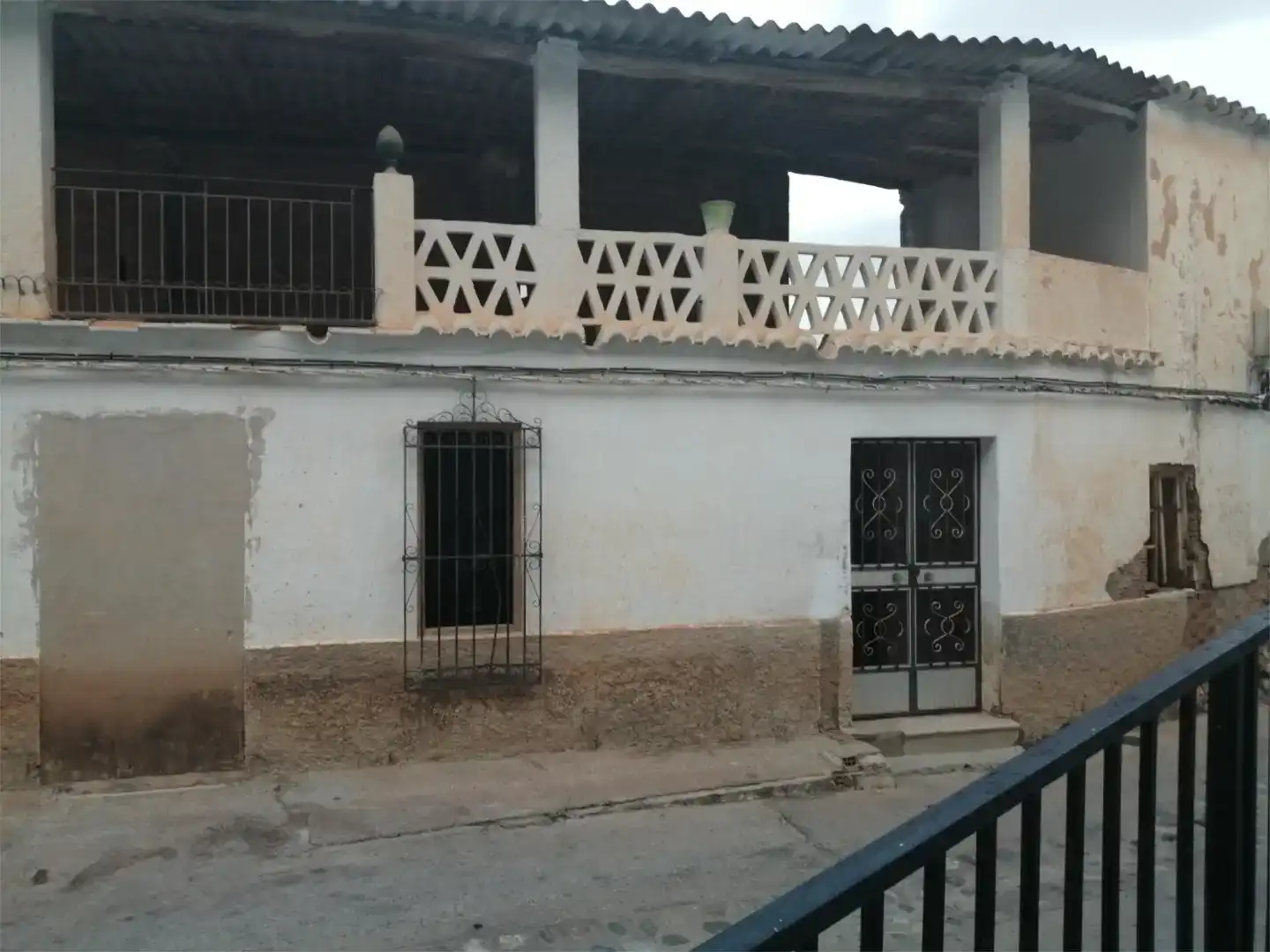 Vista exterior de Casa adosada en venda en El Pinar