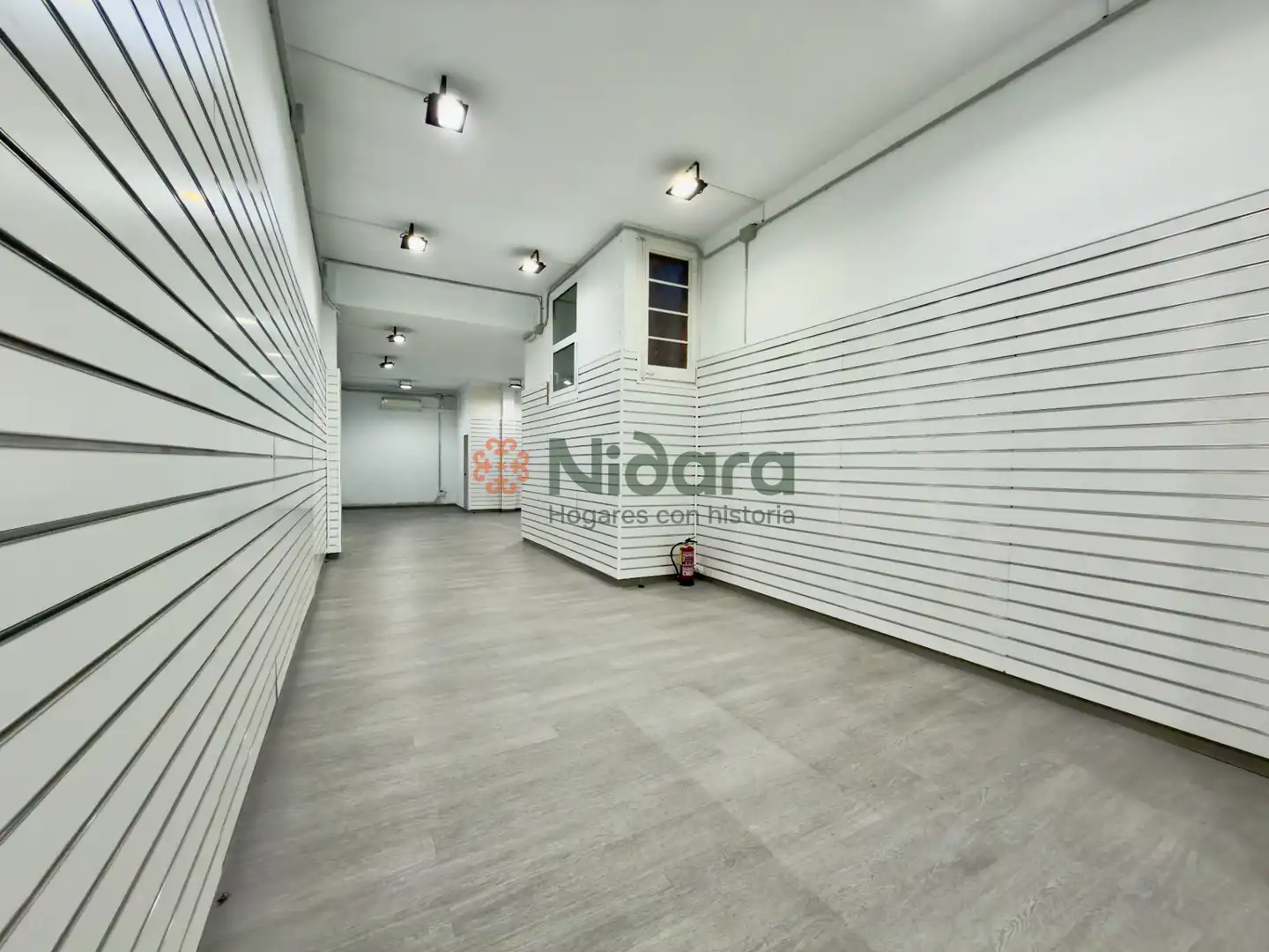 Local comercial de lloguer a Carrer de Floridablanca, imagen 6