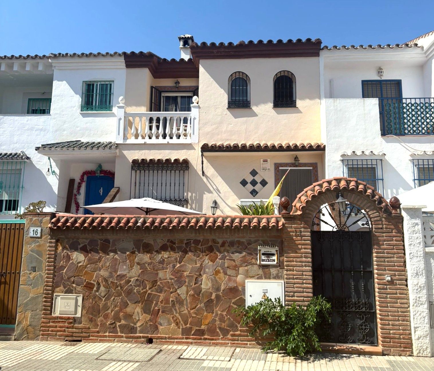 Exterior view of Single-family semi-detached for sale in Málaga Capital