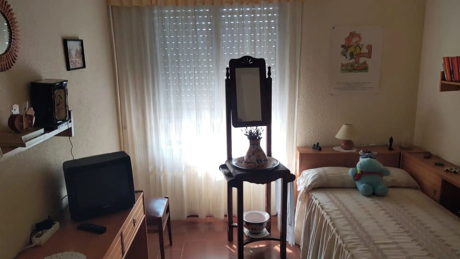 Dormitori de Casa o xalet en venda en Oña amb Jardí privat, Terrassa i Traster