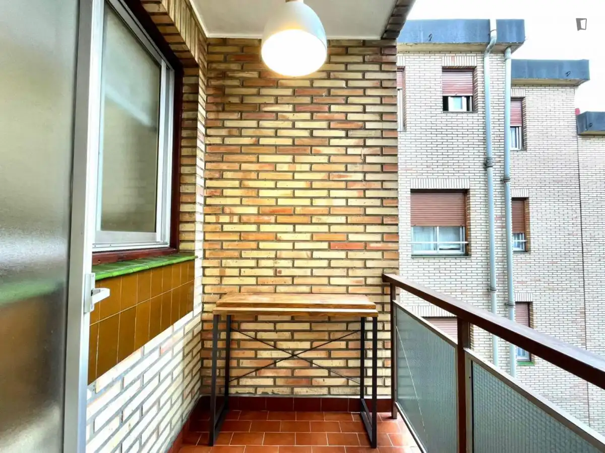 Room in Castaños - Begoñaibarra