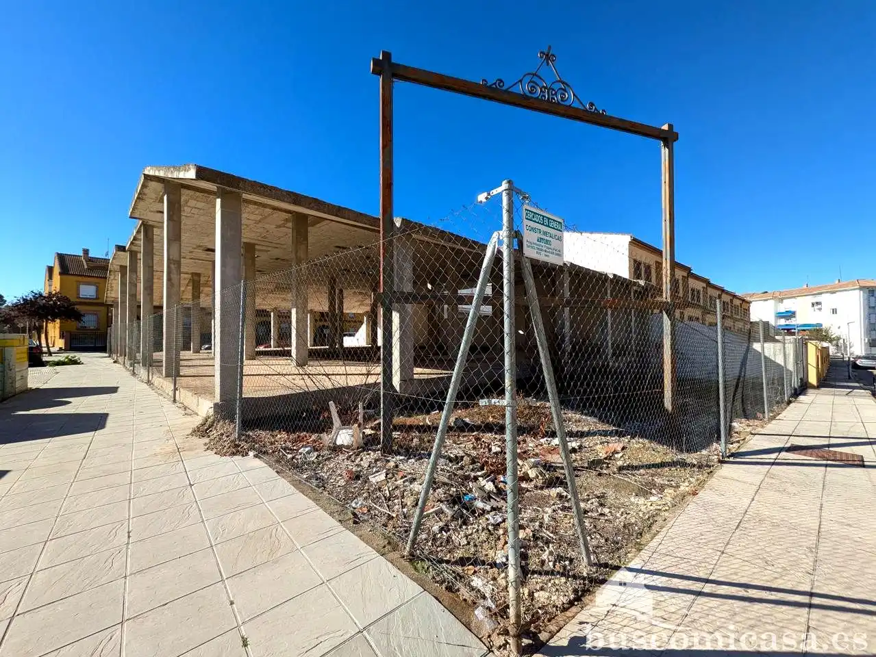 Vista exterior de Residencial en venta en Linares