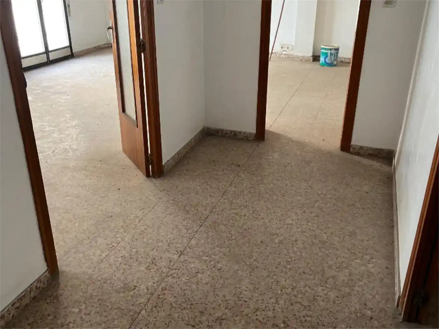 Wohnung zur Miete in Alberic mit Balkon