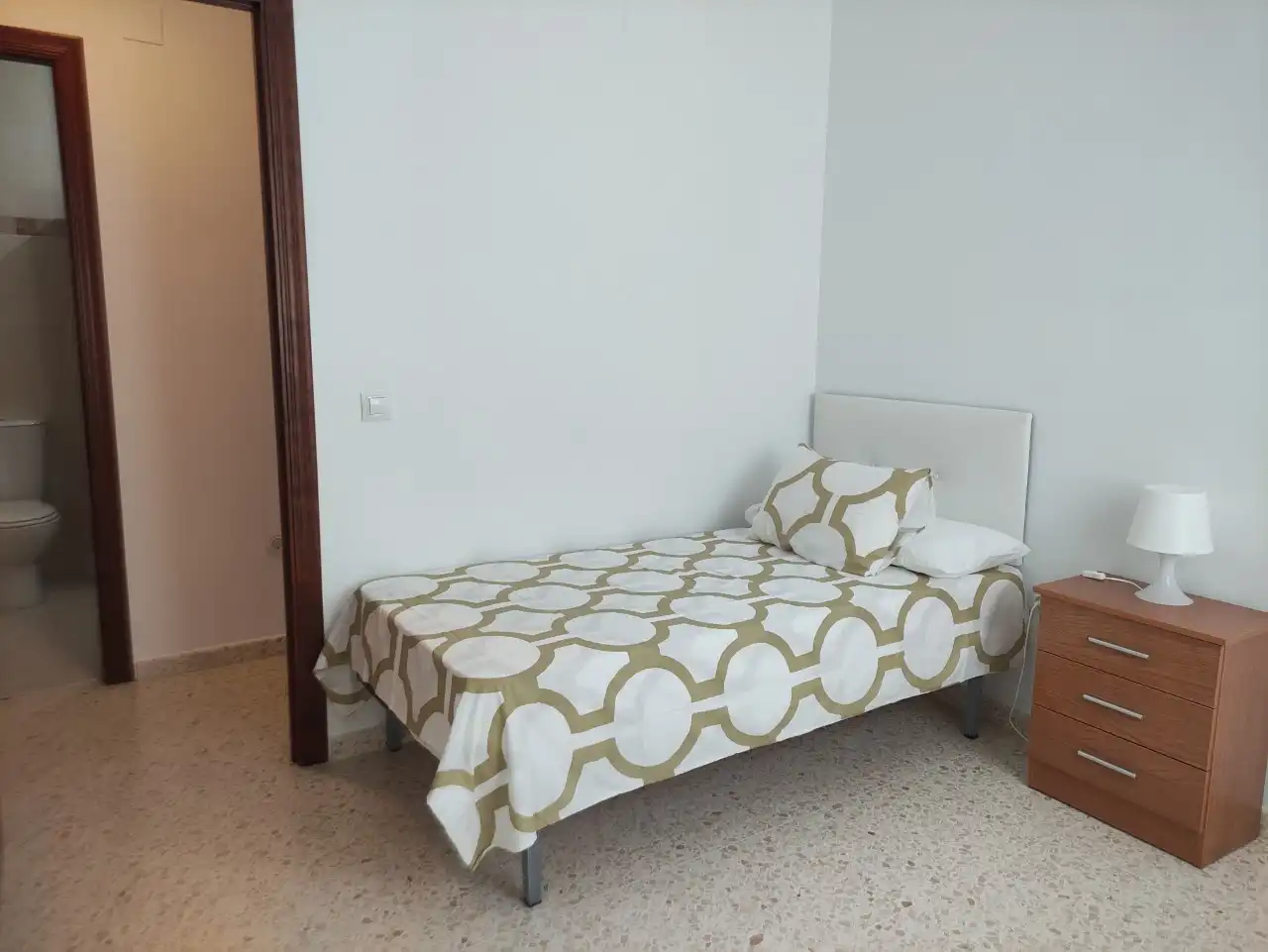 Flat with terrace to rent in Calle Sargenta 18, imagen 25