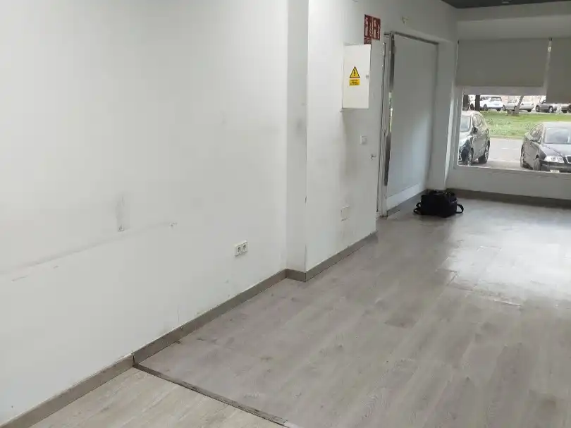 Local en venta en Cartagena con Aire acondicionado, Parquet y Internet