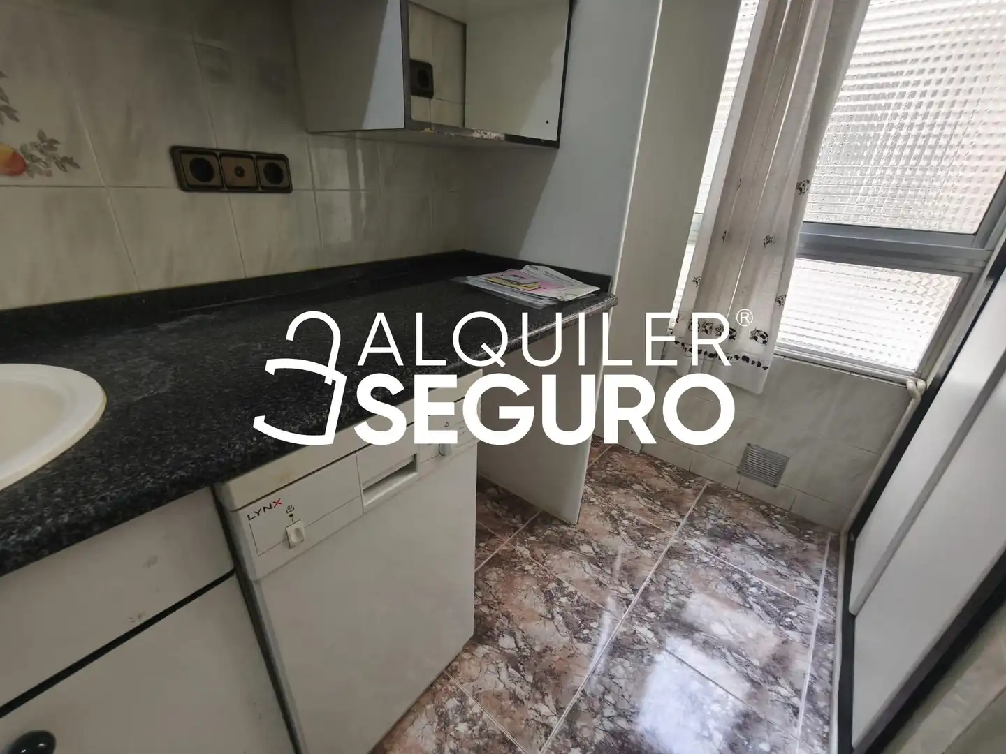 Piso de alquiler en Delicias, Barrio de Delicias