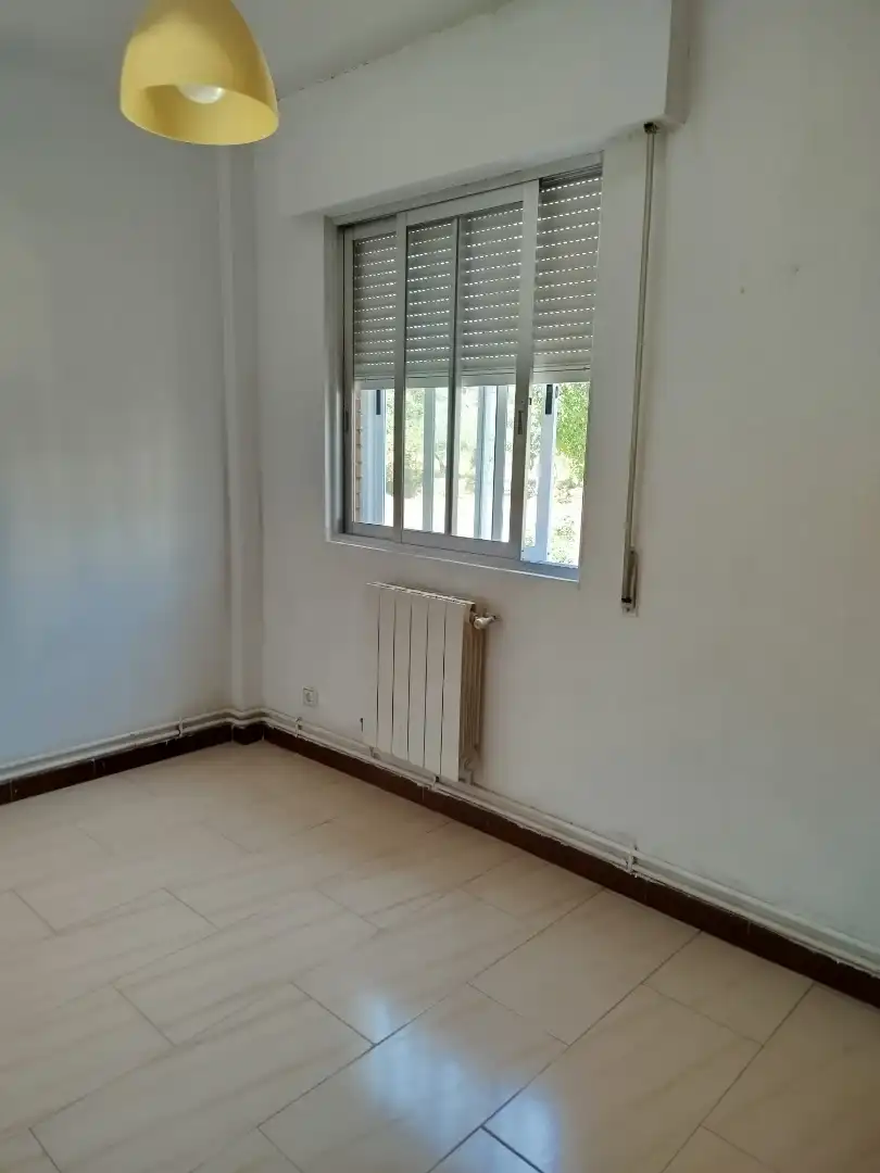 Schlafzimmer von Wohnung zum Verkauf in Chapinería mit Gemeinschaftspool