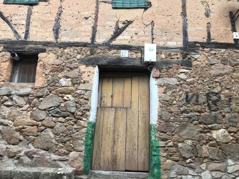 Exterior view of Country house for sale in Guijo de Santa Bárbara
