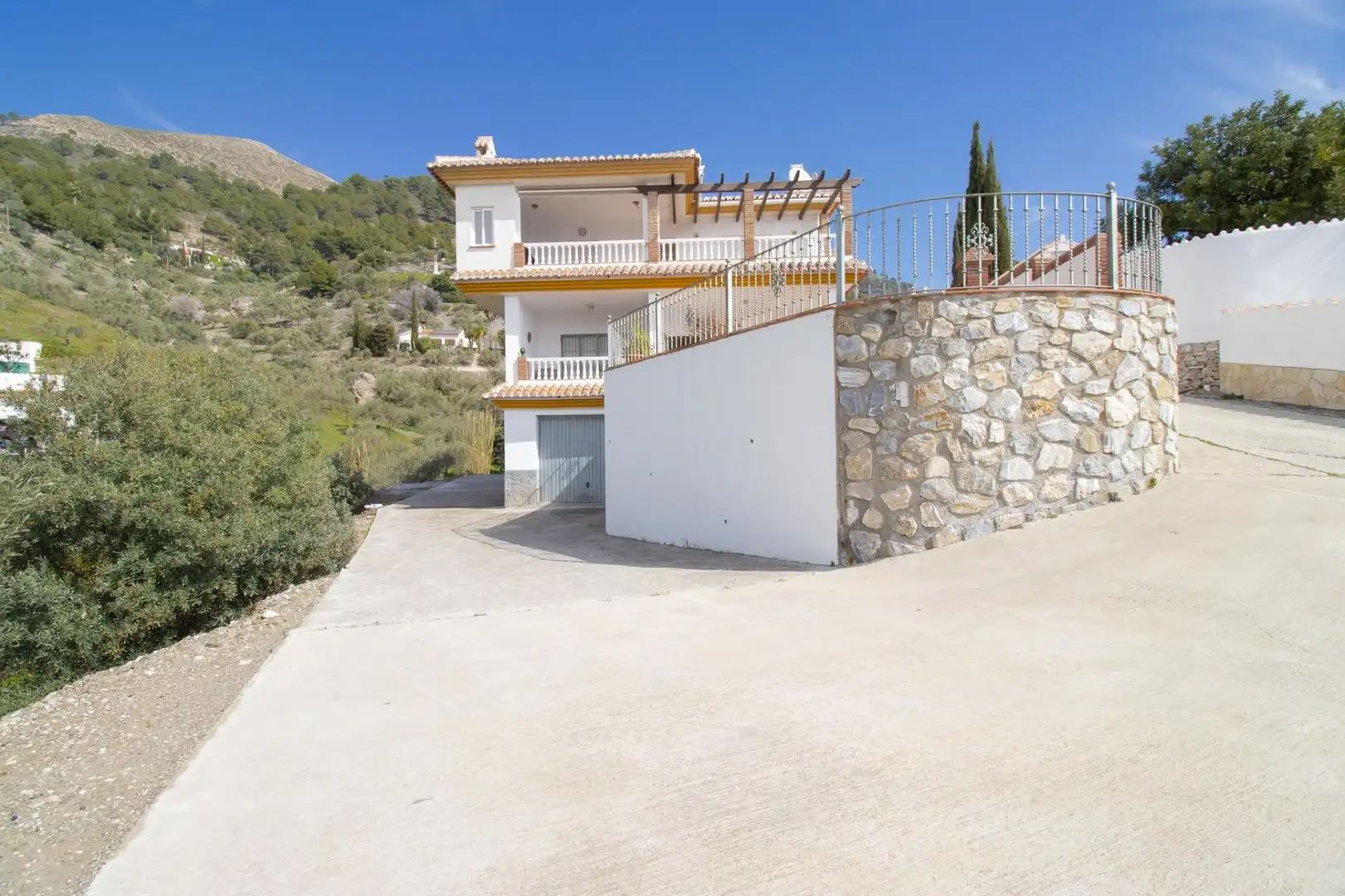 Vista exterior de Casa o chalet en venta en Cómpeta