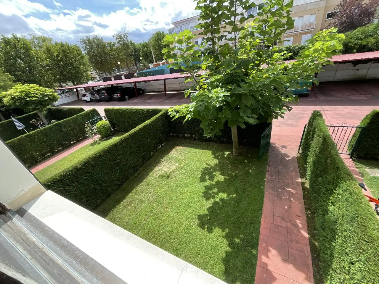 Adossat amb piscina en venda a Avenida de Haro, imagen 60