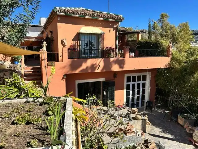 Vista exterior de Casa o xalet en venda en Rincón de la Victoria amb Traster