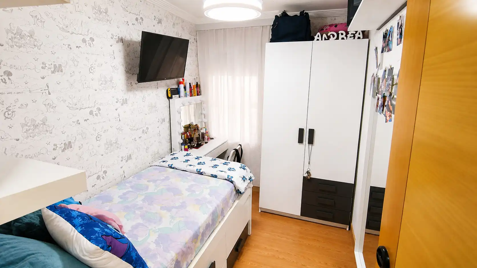 Bedroom of Flat for sale in Sevilla  with Air Conditioner and Furnished