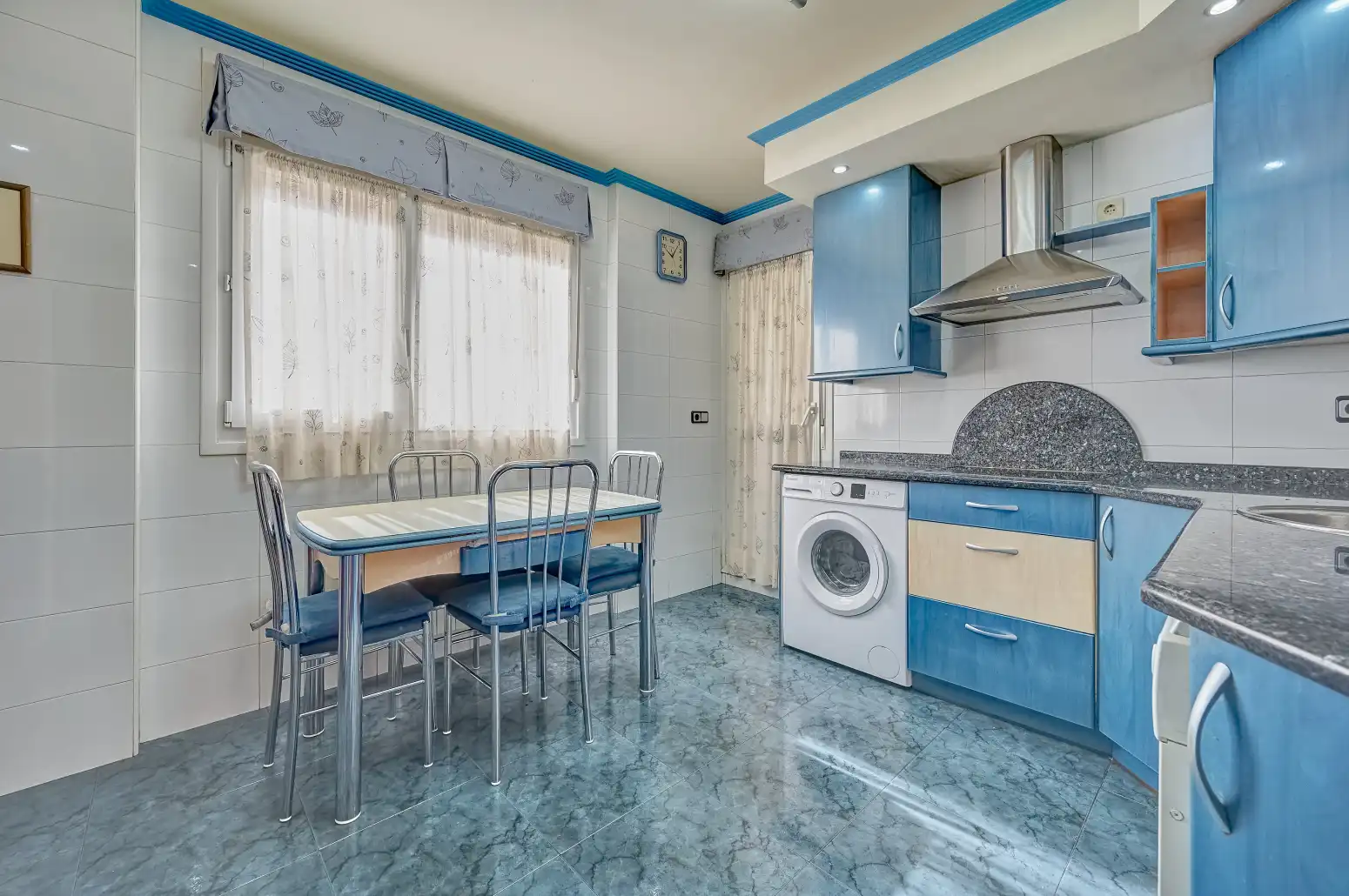 Cocina de Piso en venta en Ansoáin / Antsoain con Calefacción, Parquet y Trastero