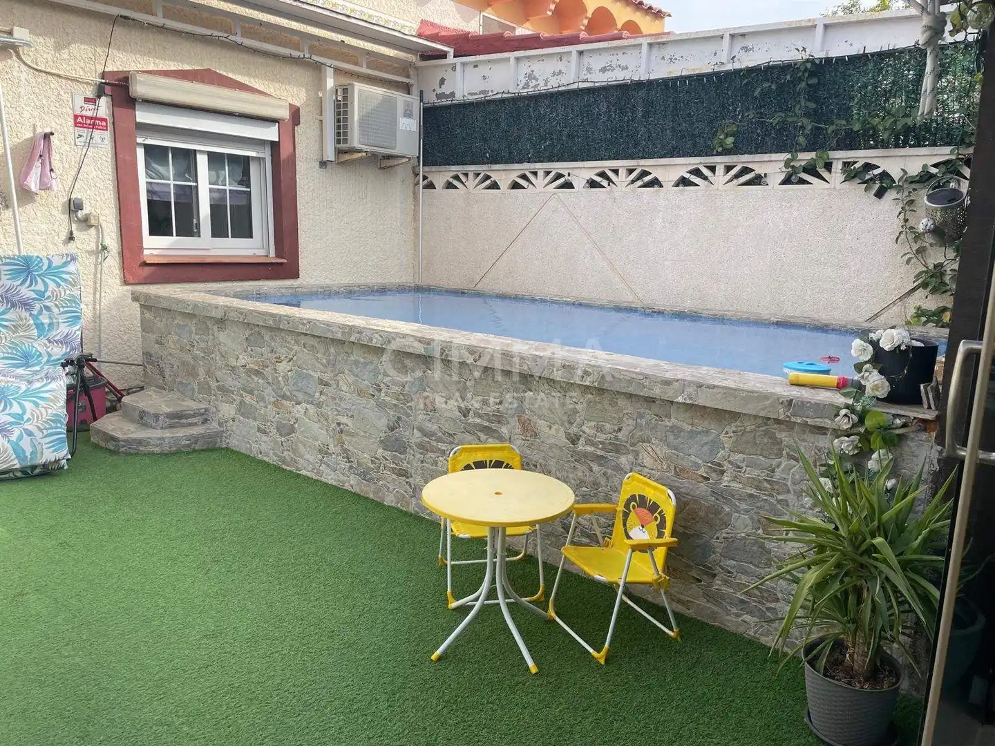 Schwimmbecken von Haus oder Chalet zum Verkauf in La Nucia mit Heizung, Privatgarten und Terrasse
