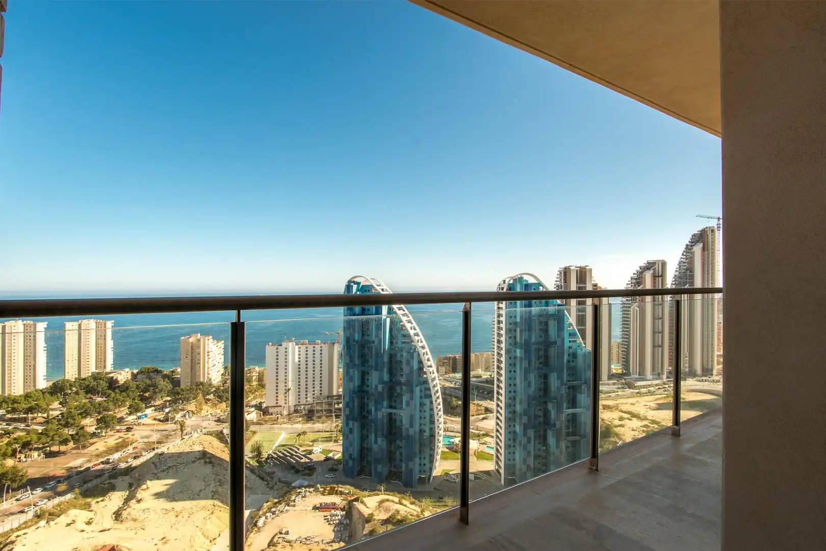 Piso con terraza en venta en Via Parque, imagen 50