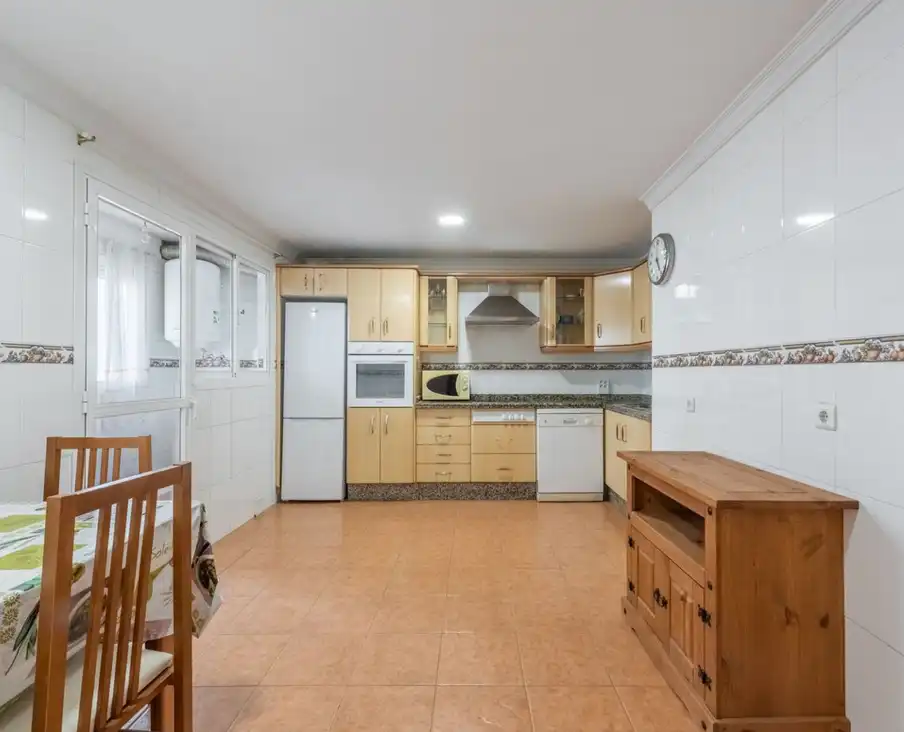 Piso con ascensor en venta en Estepona Pueblo, imagen 7