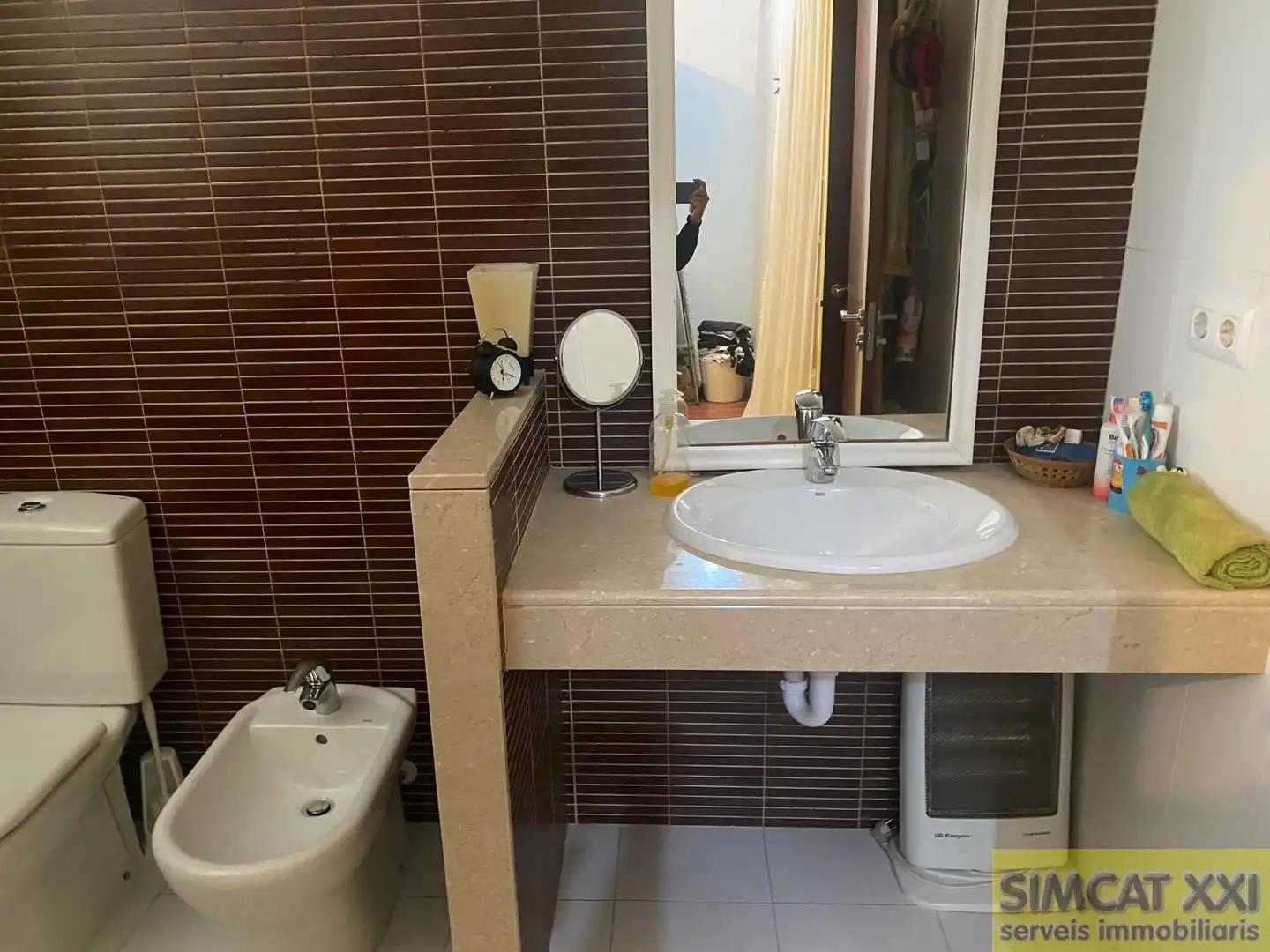 Baño de Casa adosada en venta en Navata con Aire acondicionado, Calefacción y Parquet