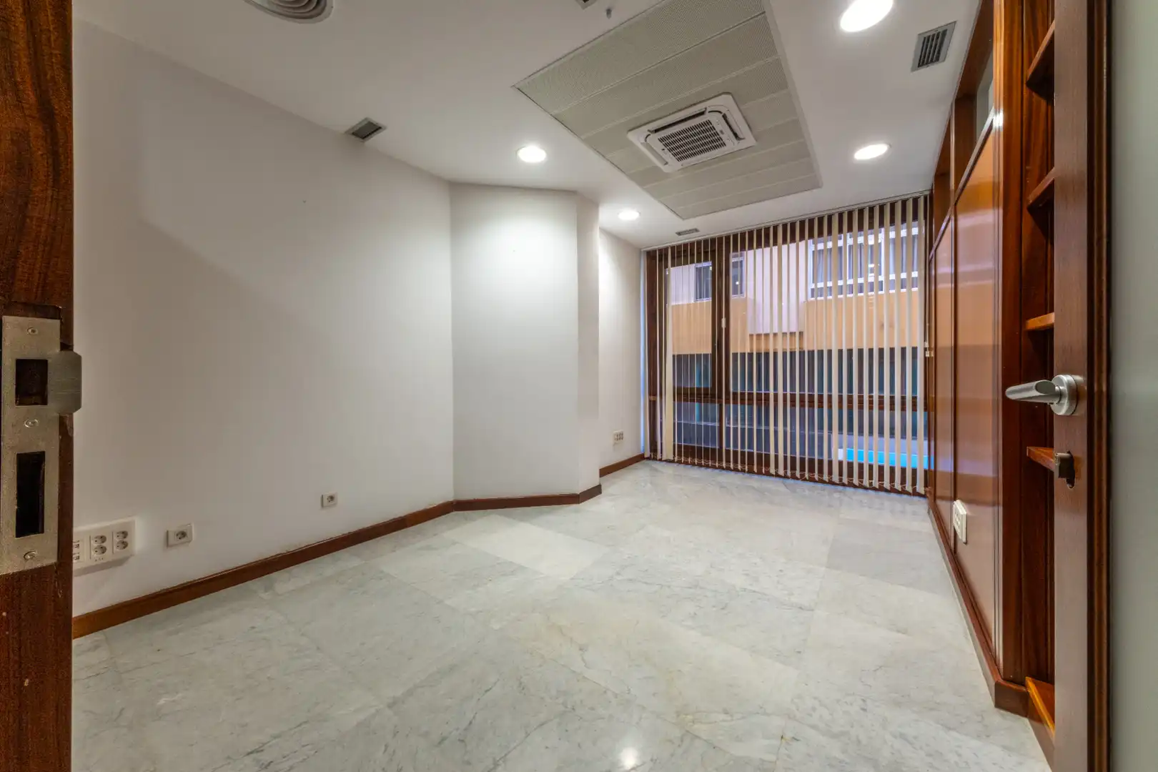 Office space with lift for sale in Calle Bravo Murillo, imagen 88