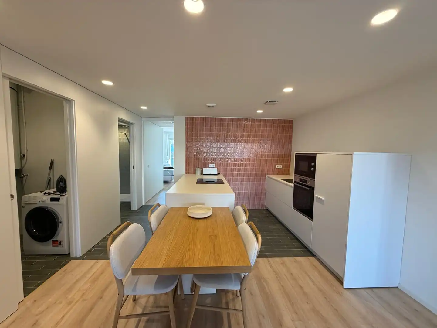 Cocina de Piso de alquiler en Girona con Aire acondicionado, Calefacción y Amueblado