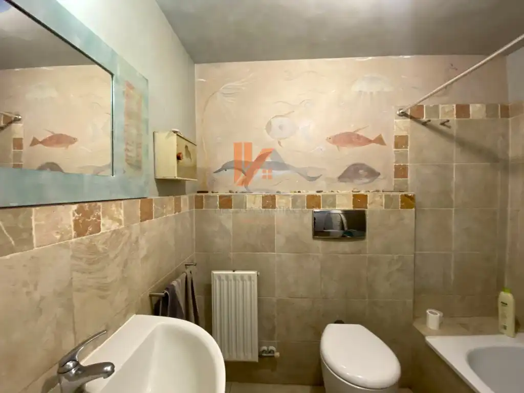 Baño de Piso en venta en Santiago de Compostela  con Horno
