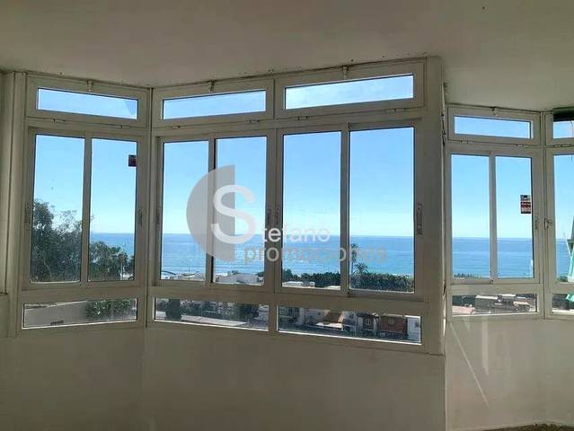 Piso en Venta en El Palo