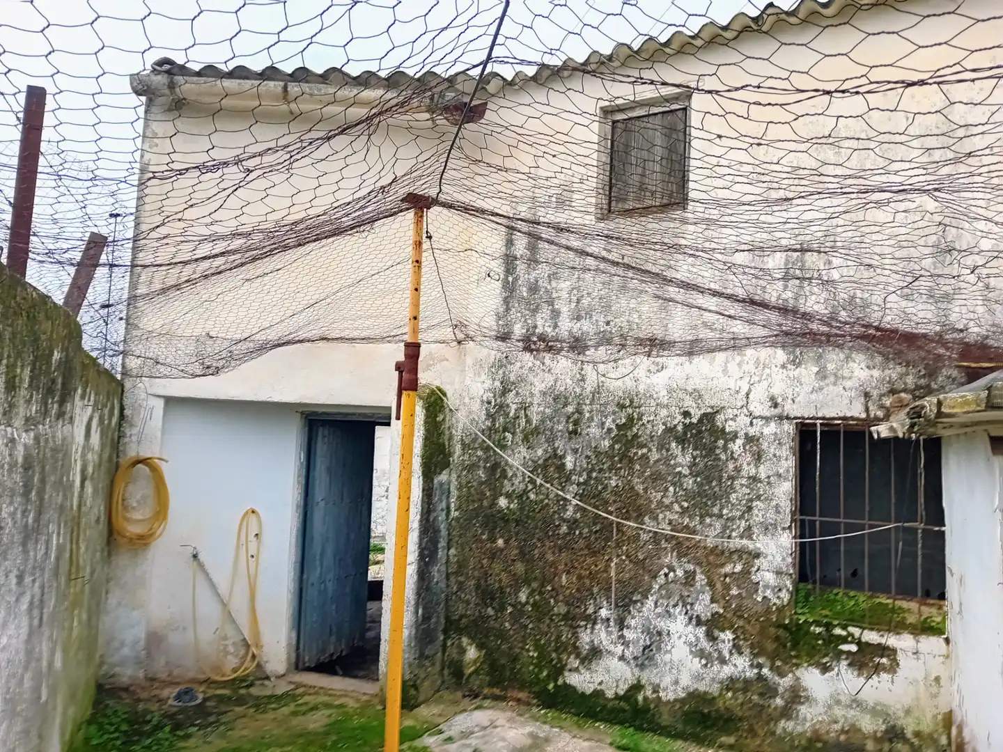 Exterior view of Storage room for sale in Yunquera