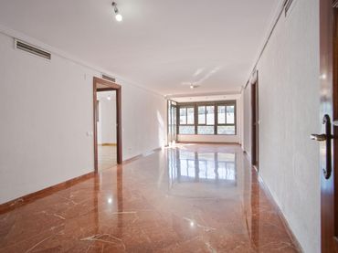 Piso con ascensor en venta en Bellavista - La Palmera