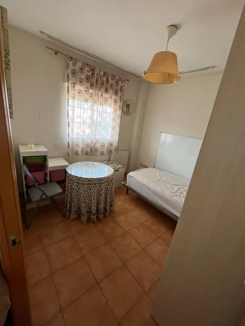 Flat for rent in Calle Delfín, 5, Angustias - Chana - Encina