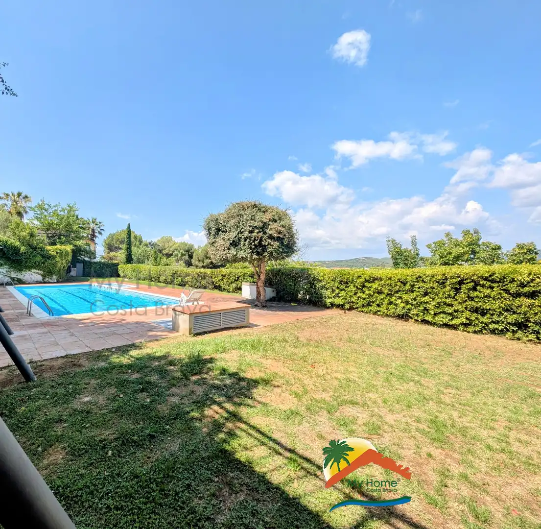 House with pool for sale in Fenals, imagen 4