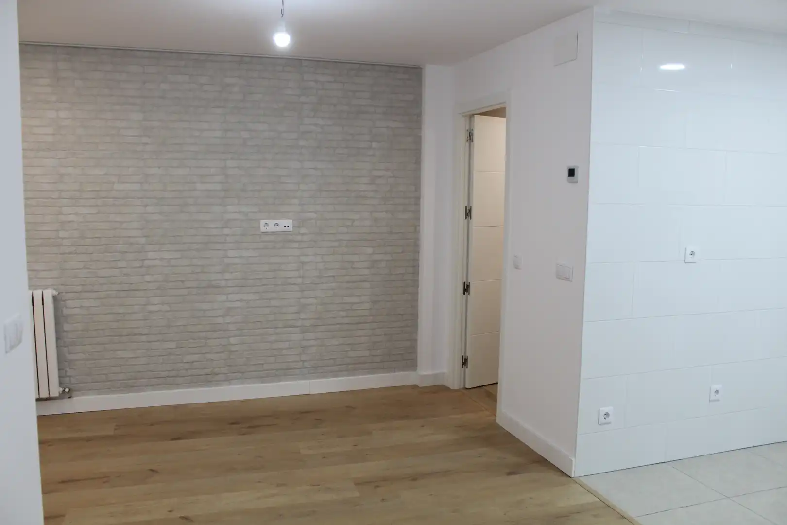 Flat with terrace for sale in Avenida Pérez Galdós, imagen 3