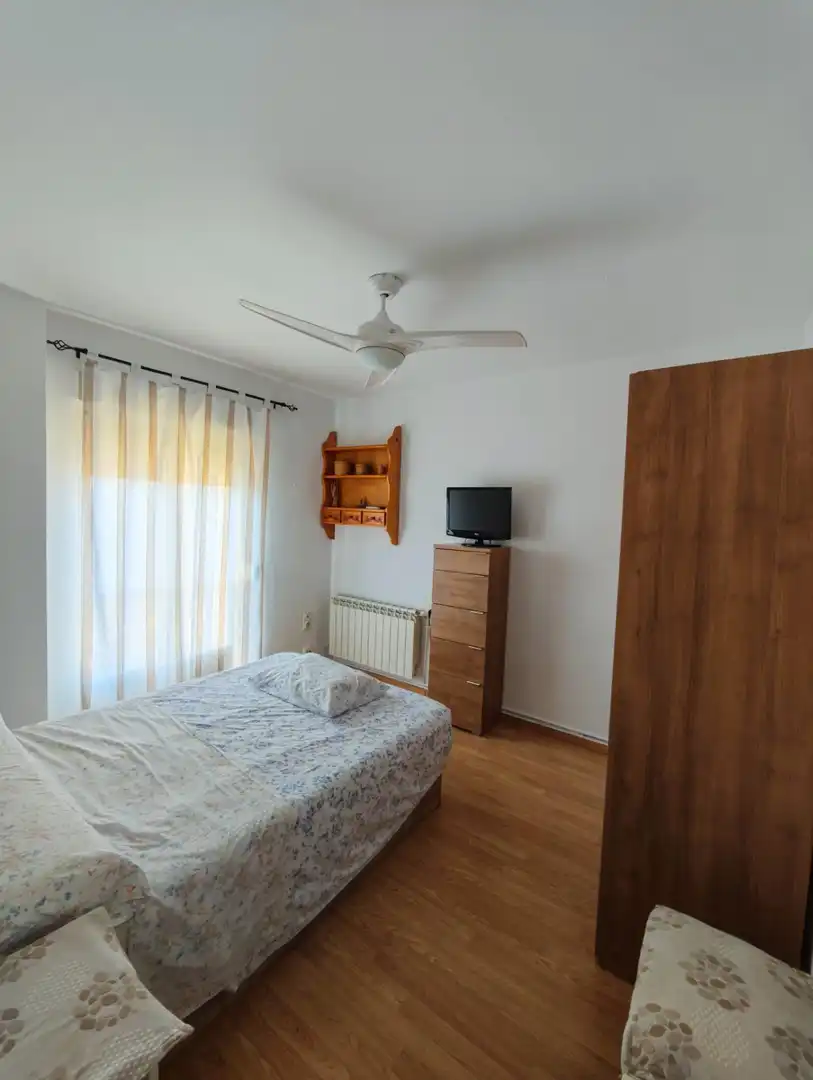 Schlafzimmer von Einfamilien-Reihenhaus zur Miete in Alfacar, Granada