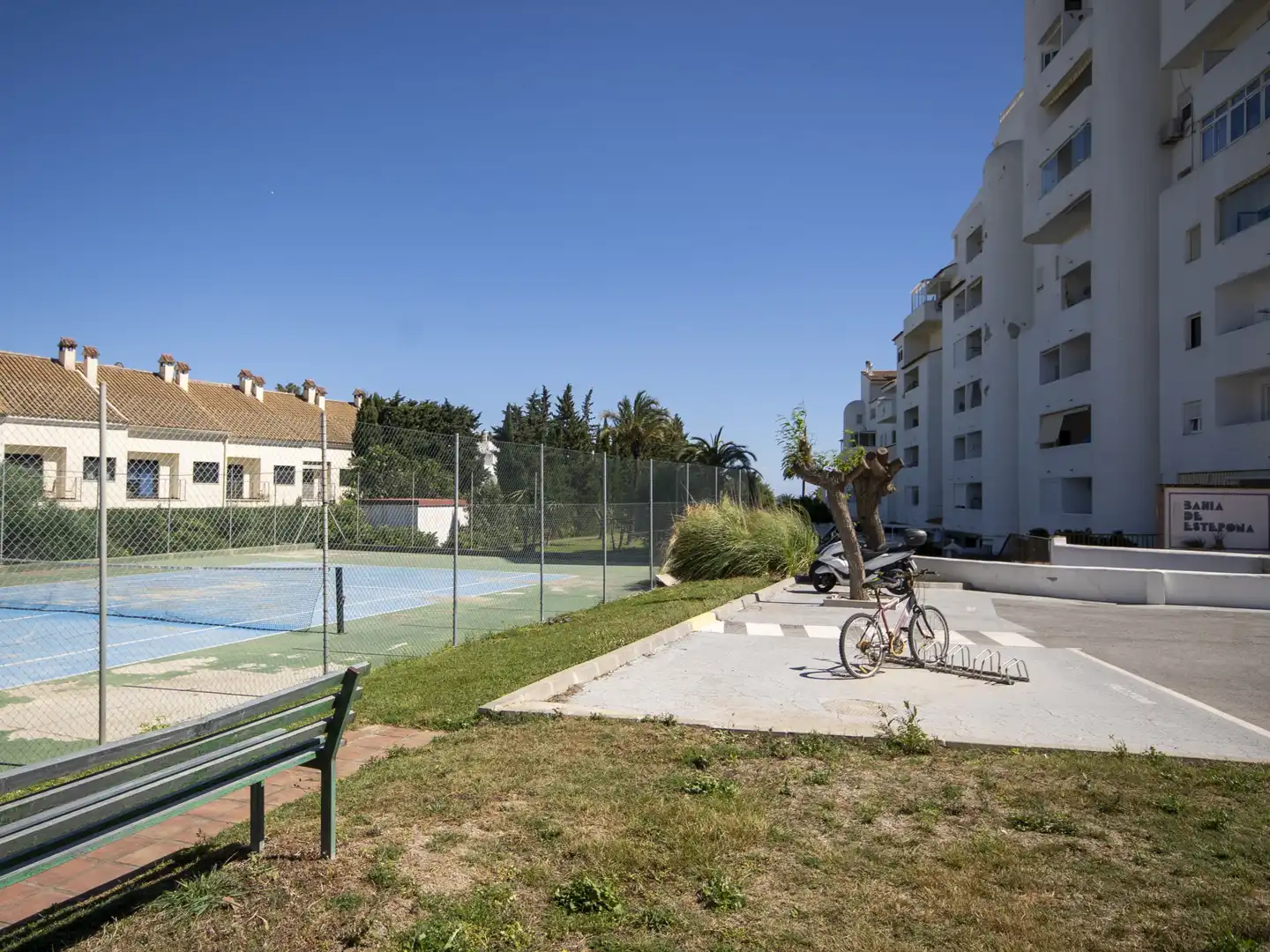 Jardí de Apartament en venda en Estepona amb Terrassa, Piscina i Piscina comunitària