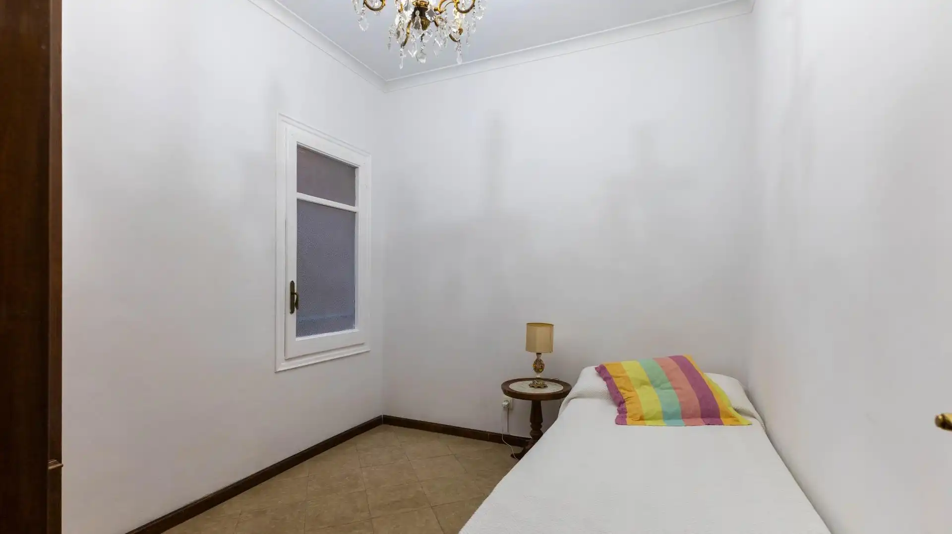 Dormitori de Pis en venda en Barcelona amb Calefacció, Parquet i Terrassa