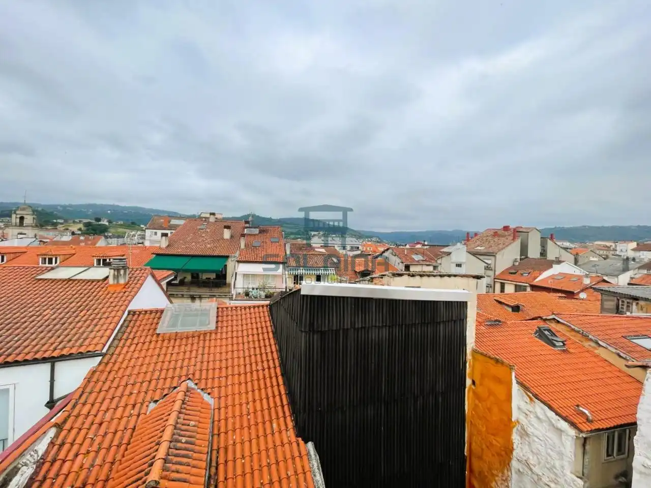 Vista exterior de Edificio en venta en Ourense Capital 