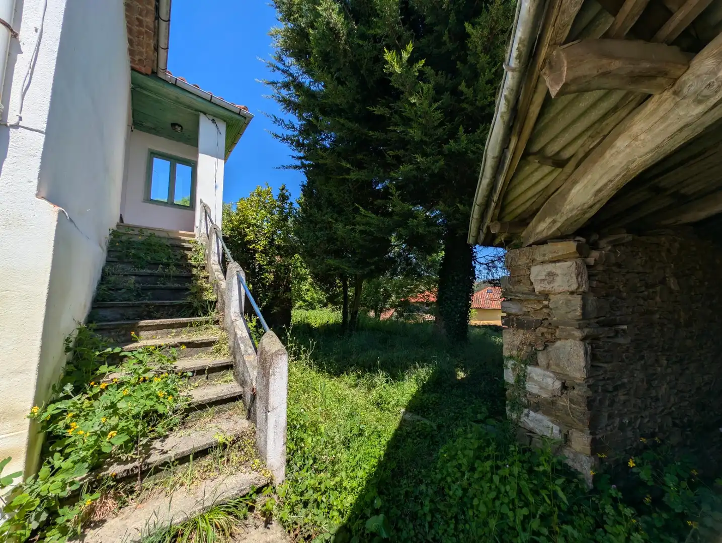 Vista exterior de Casa o chalet en venta en Salas con Jardín privado, Terraza y Trastero