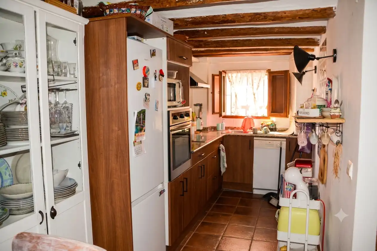 Cuina de Casa o xalet en venda en Montbrió del Camp amb Aire condicionat i Moblat