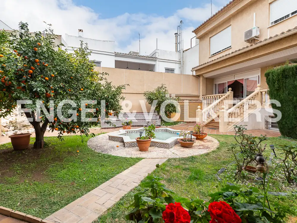 Jardí de Casa o xalet en venda en Aldaia amb Aire condicionat, Calefacció i Jardí privat