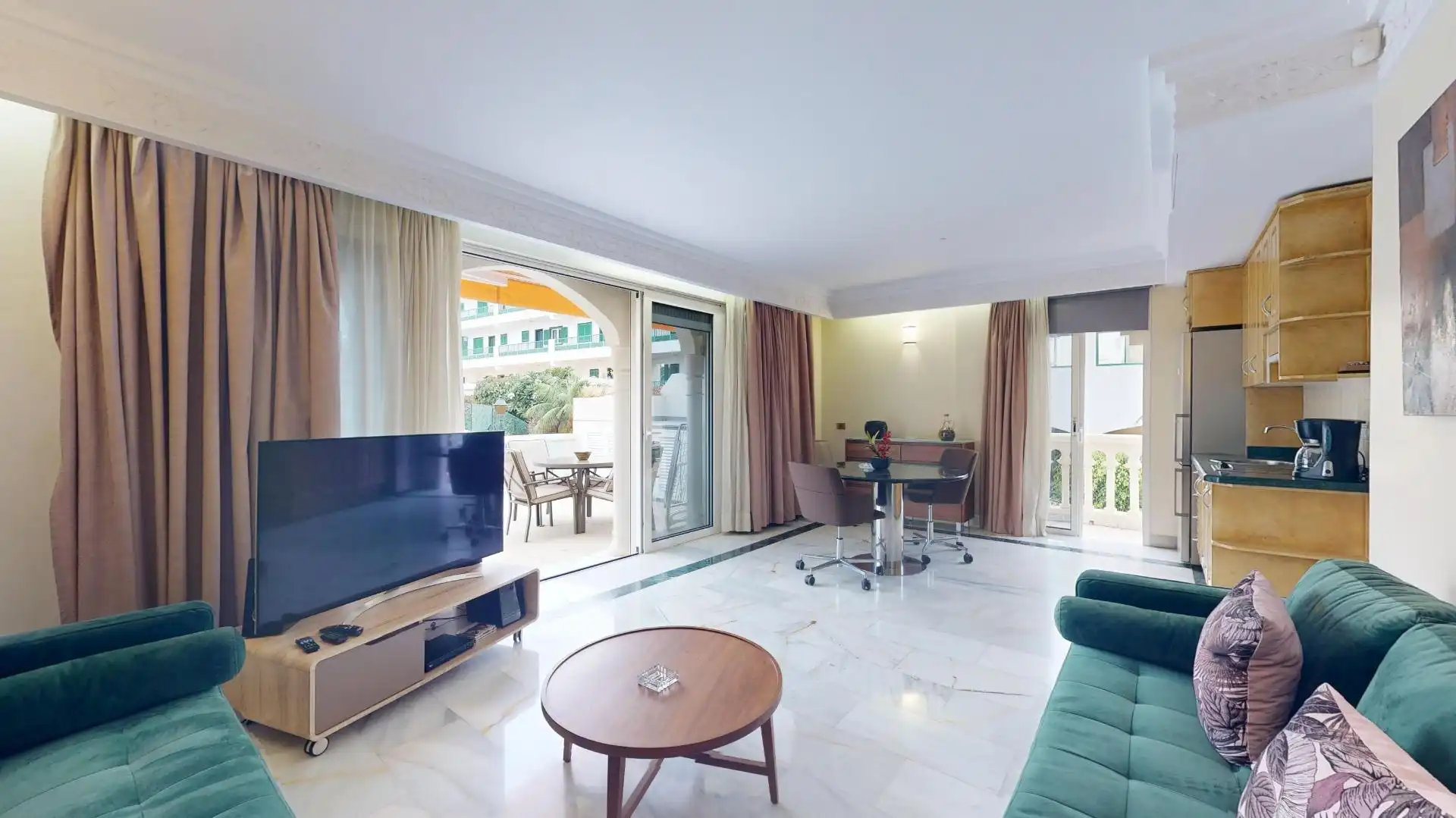 Living room of Flat for sale in Puerto de la Cruz